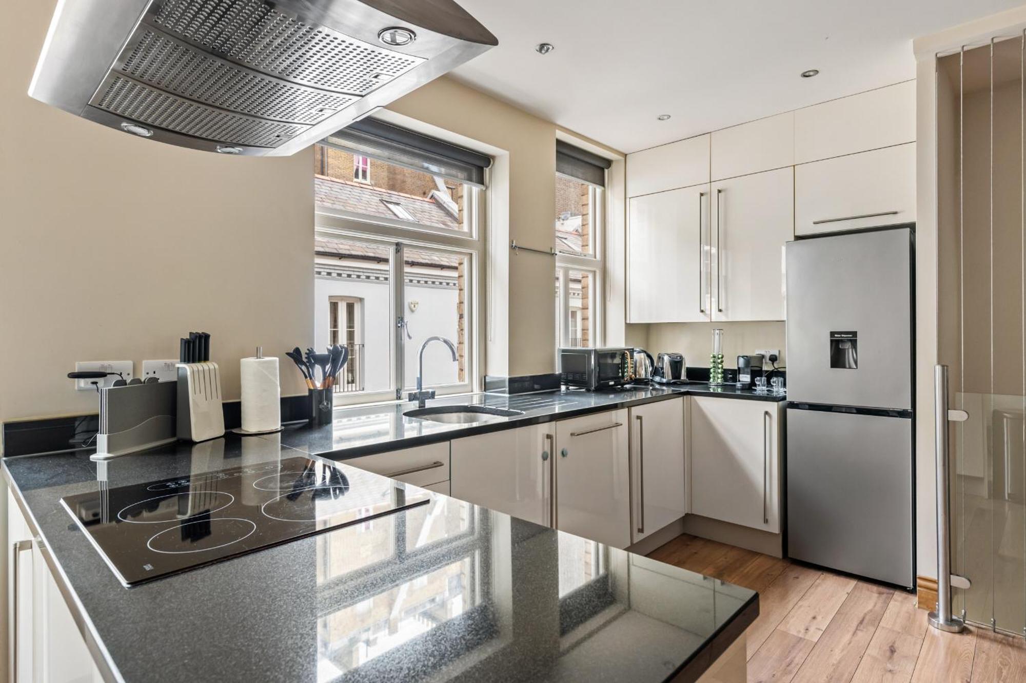 Enchanting Hideaway - La Reserve South Kensington Londýn Exteriér fotografie